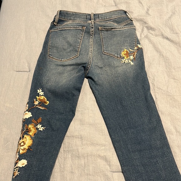 Embroidered jeans - Picture 2 of 2